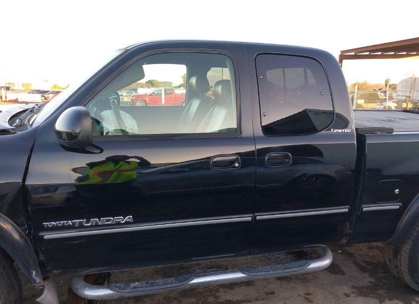 Photo 14 of 2000 Toyota Tundra LTD V8 (VIN 5TBRT3817YS042163)