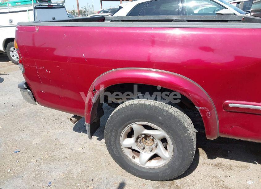 Photo 13 of 2002 Toyota Tundra LTD V8 (VIN 5TBRT381X2S314762)