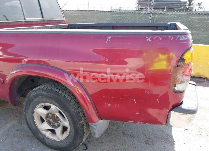 Photo 14 of 2002 Toyota Tundra LTD V8 (VIN 5TBRT381X2S314762)