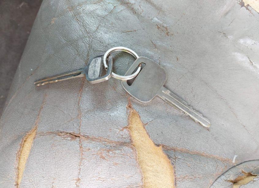 Photo 11 of 2000 Toyota Tundra LTD V8 (VIN 5TBRT381XYS098520)