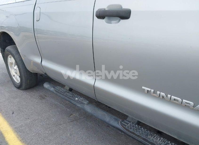 Photo 17 of 2007 Toyota Tundra SR5 4.7L V8 (VIN 5TBRT54117S456961)