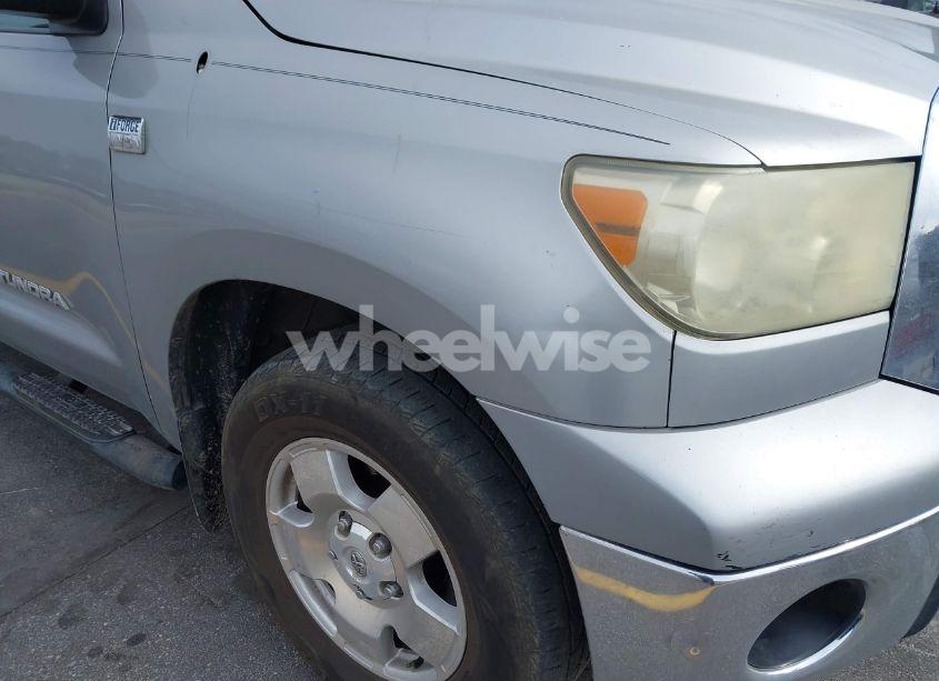 Photo 6 of 2007 Toyota Tundra SR5 4.7L V8 (VIN 5TBRT54117S456961)