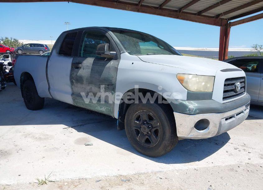 2008 Toyota Tundra BASE 4.7L V8 (VIN 5TBRT54128S460812) main photo