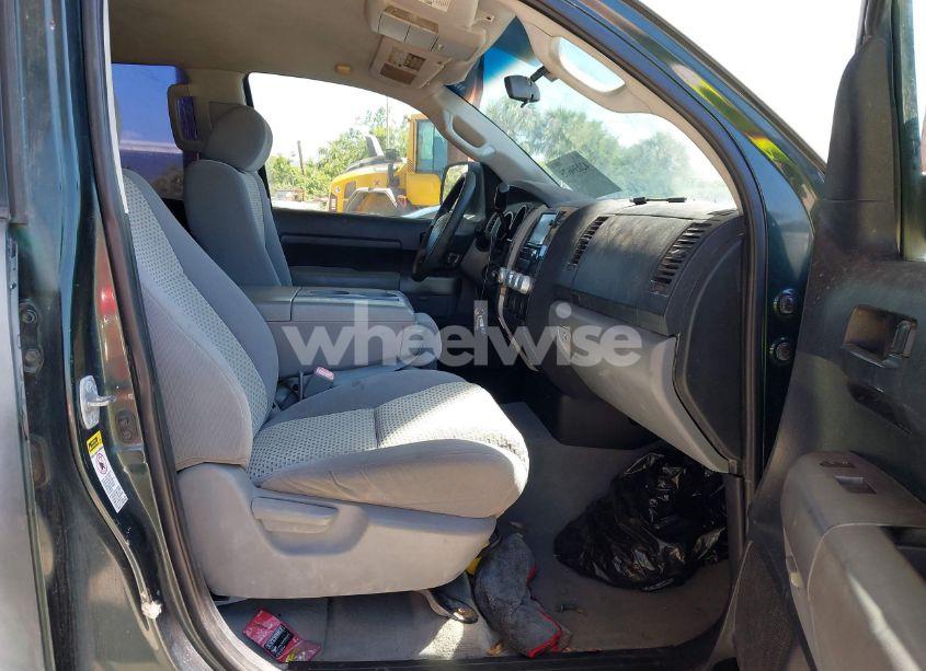 Photo 5 of 2008 Toyota Tundra BASE 4.7L V8 (VIN 5TBRT54128S460812)