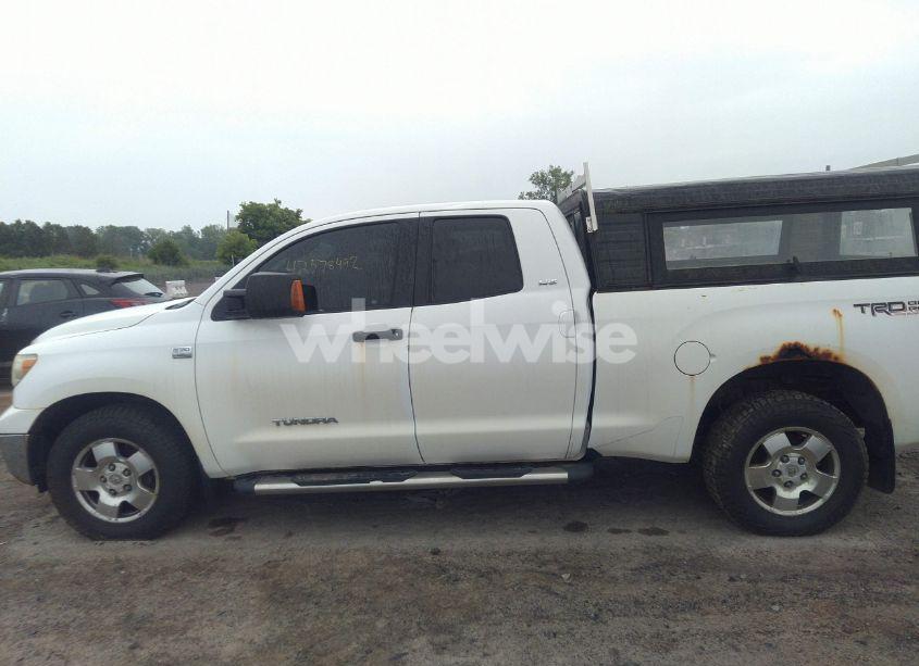 Photo 14 of 2007 Toyota Tundra SR5 4.7L V8 (VIN 5TBRT54147S451110)