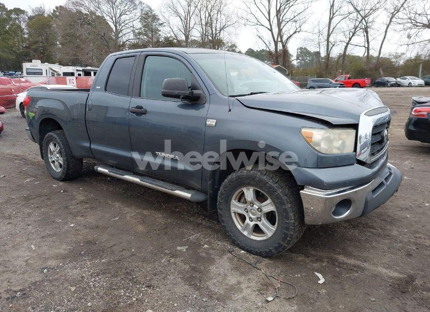 2008 Toyota Tundra SR5 4.7L V8 (VIN 5TBRT54158S457869) main photo