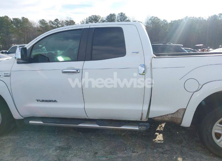 Photo 15 of 2007 Toyota Tundra SR5 4.7L V8 (VIN 5TBRT54177S452901)