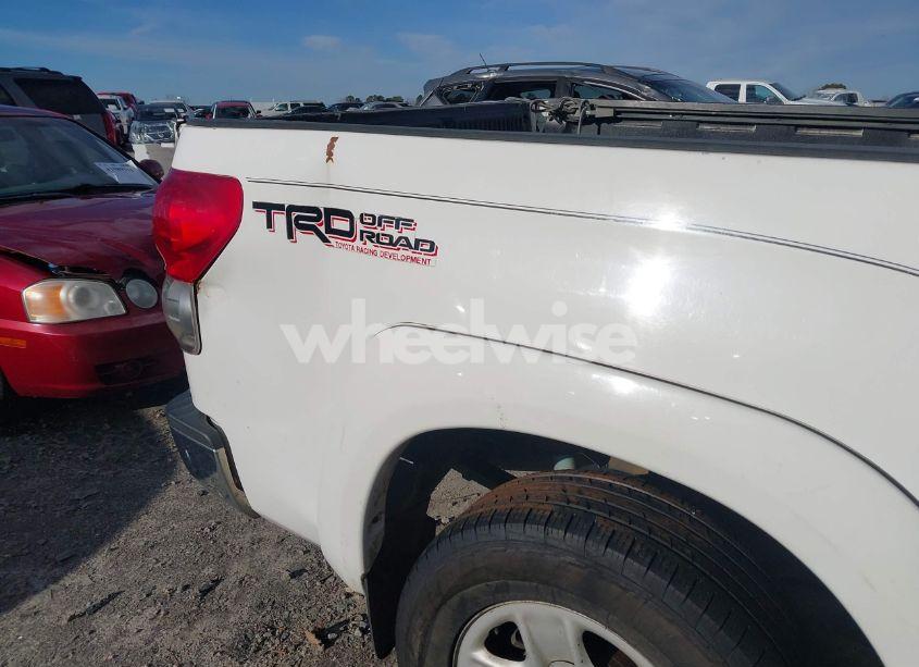 Photo 18 of 2007 Toyota Tundra SR5 4.7L V8 (VIN 5TBRT54177S452901)