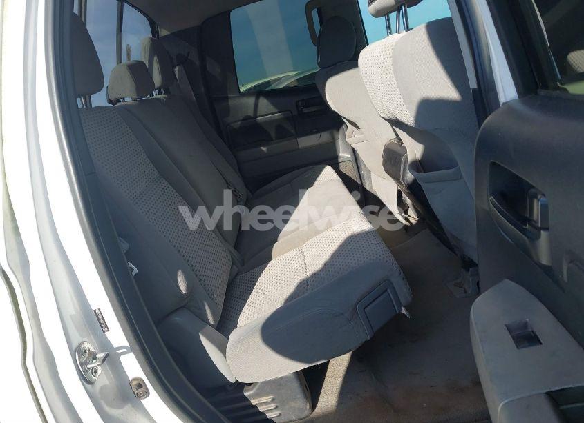 Photo 8 of 2007 Toyota Tundra SR5 4.7L V8 (VIN 5TBRT54177S452901)