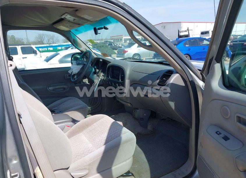 Photo 5 of 2006 Toyota Tundra SR5 (VIN 5TBRU34106S471922)