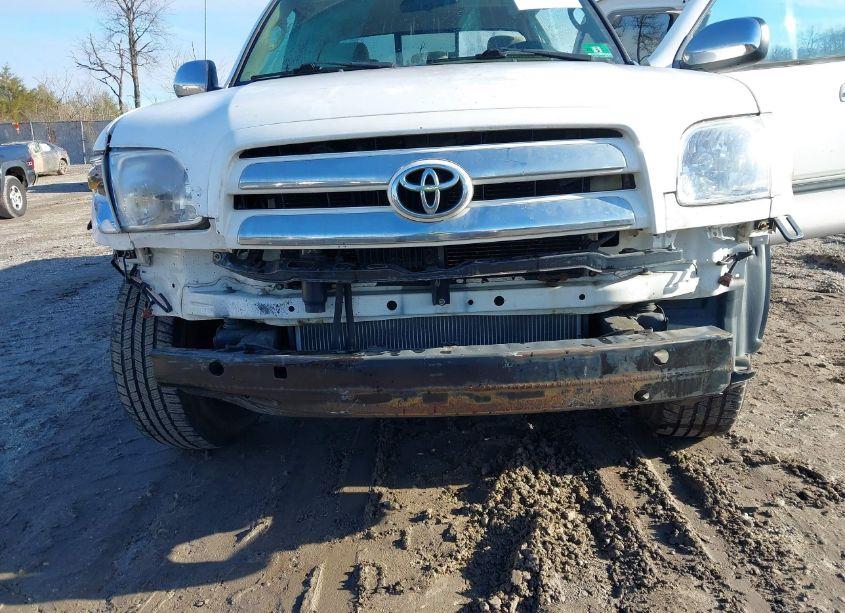 Photo 6 of 2005 Toyota Tundra SR5 (VIN 5TBRU34125S452397)