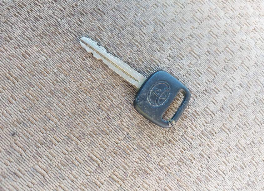 Photo 11 of 2006 Toyota Tundra SR5 (VIN 5TBRU34126S481125)