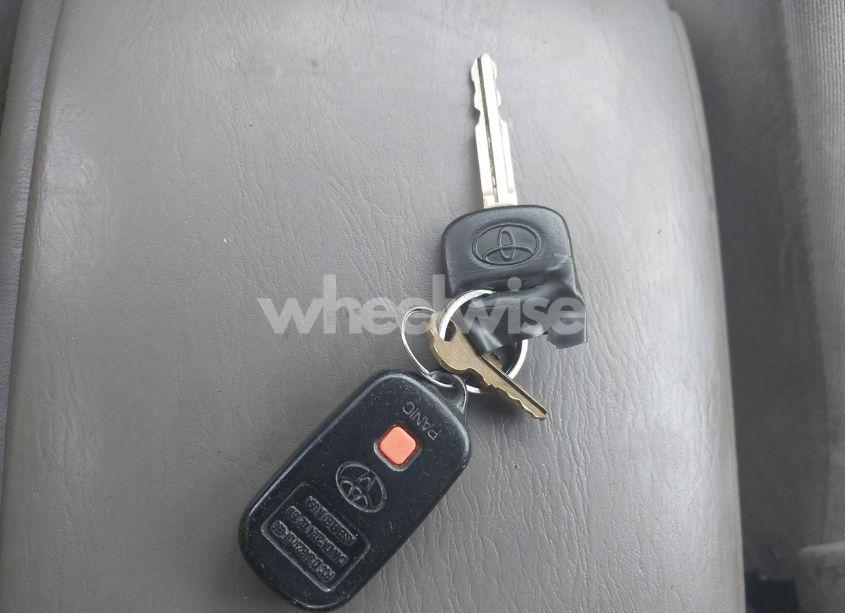 Photo 11 of 2006 Toyota Tundra SR5 (VIN 5TBRU34166S474372)