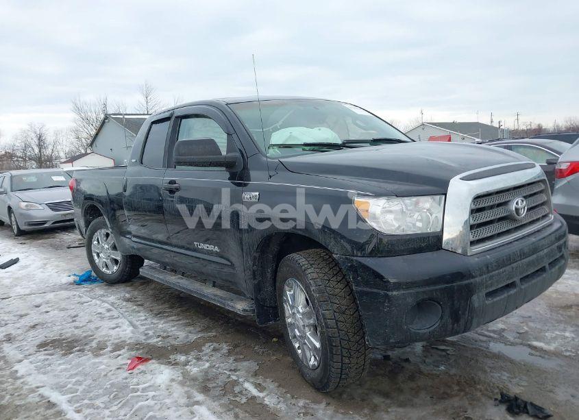 2007 Toyota Tundra SR5 V8 (VIN 5TBRV54107S471400) main photo