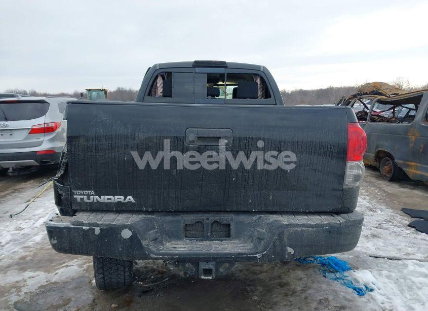 Photo 16 of 2007 Toyota Tundra SR5 V8 (VIN 5TBRV54107S471400)
