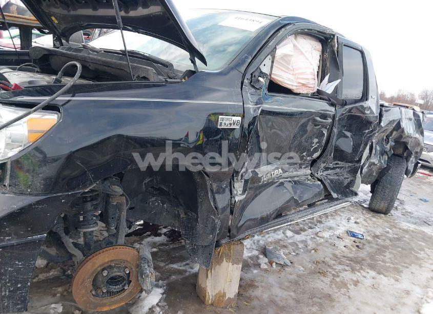 Photo 6 of 2007 Toyota Tundra SR5 V8 (VIN 5TBRV54107S471400)