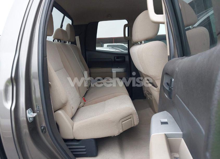 Photo 8 of 2007 Toyota Tundra SR5 V8 (VIN 5TBRV54107S472417)