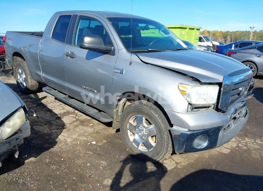 2008 Toyota Tundra SR5 5.7L V8 (VIN 5TBRV54118S479247) main photo