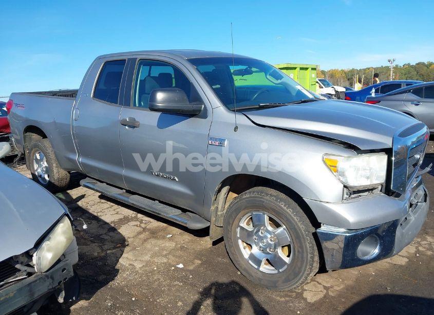 Photo 13 of 2008 Toyota Tundra SR5 5.7L V8 (VIN 5TBRV54118S479247)