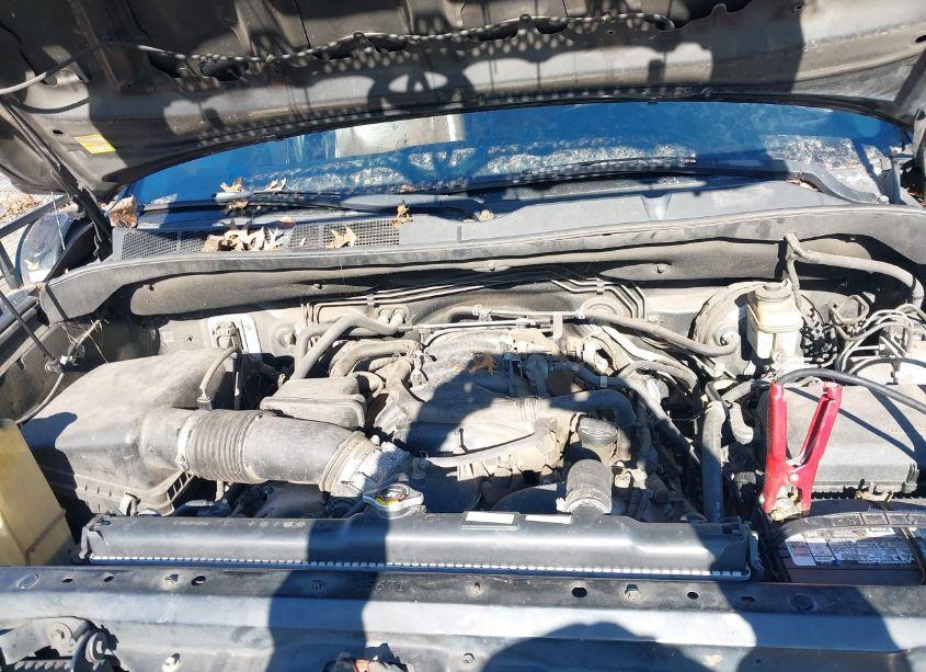 Photo 10 of 2008 Toyota Tundra SR5 5.7L V8 (VIN 5TBRV54128S477765)