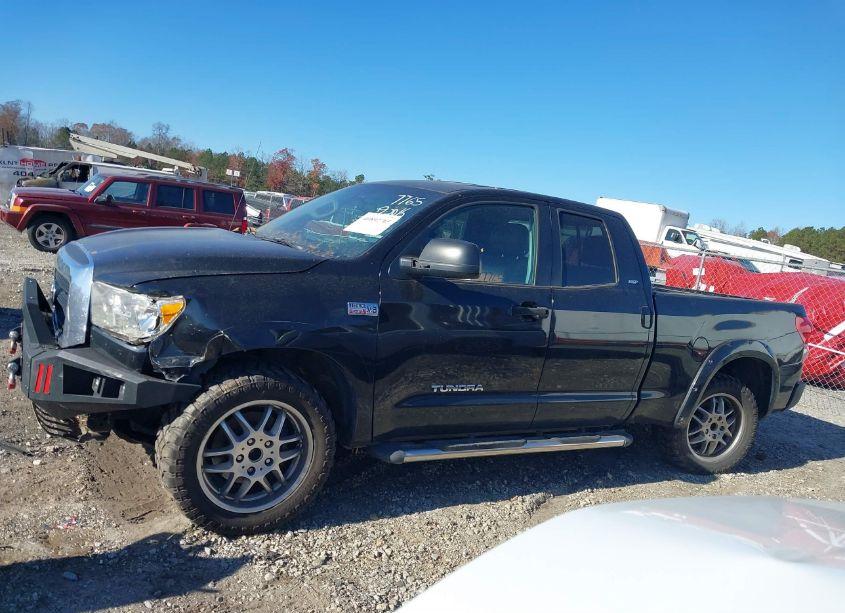 Photo 14 of 2008 Toyota Tundra SR5 5.7L V8 (VIN 5TBRV54128S477765)