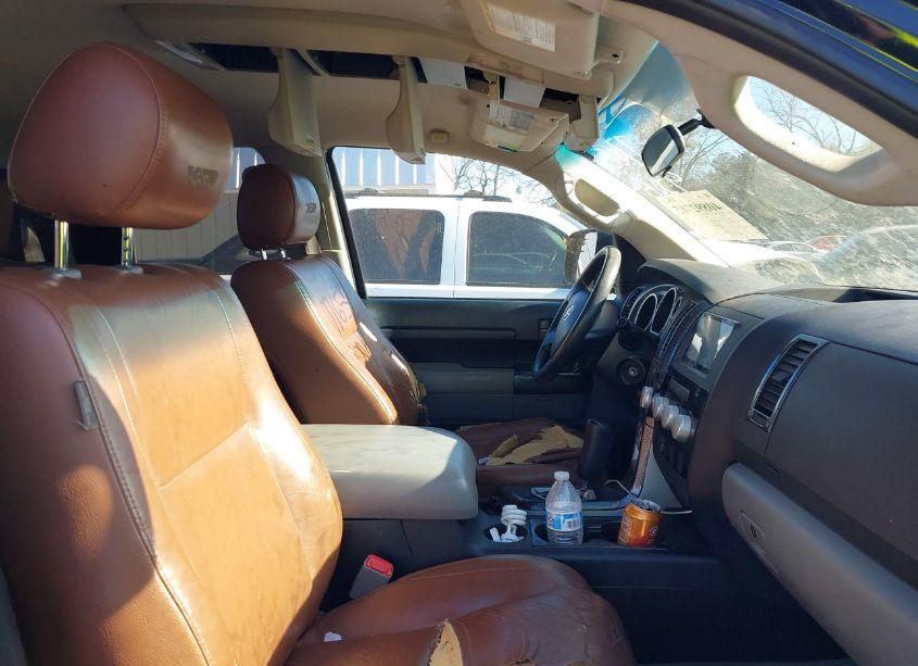 Photo 5 of 2008 Toyota Tundra SR5 5.7L V8 (VIN 5TBRV54128S477765)