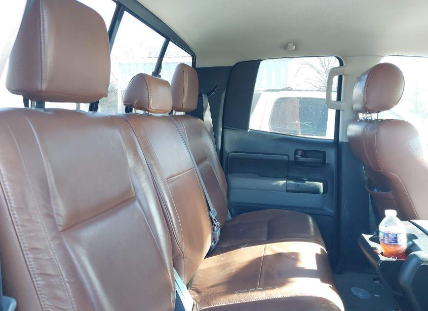 Photo 8 of 2008 Toyota Tundra SR5 5.7L V8 (VIN 5TBRV54128S477765)