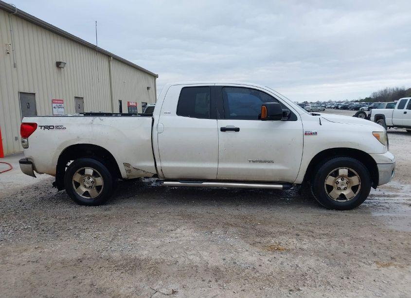 Photo 13 of 2007 Toyota Tundra SR5 V8 (VIN 5TBRV54157S472459)