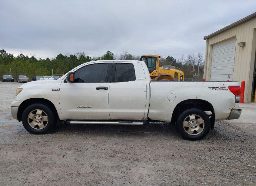 Photo 14 of 2007 Toyota Tundra SR5 V8 (VIN 5TBRV54157S472459)