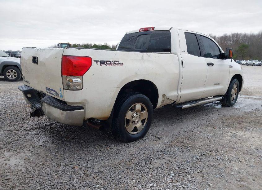 Photo 4 of 2007 Toyota Tundra SR5 V8 (VIN 5TBRV54157S472459)