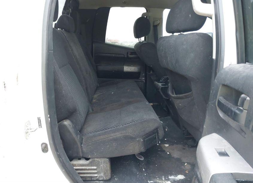 Photo 8 of 2007 Toyota Tundra SR5 V8 (VIN 5TBRV54157S472459)