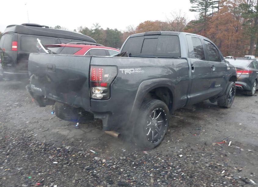 Photo 4 of 2007 Toyota Tundra SR5 V8 (VIN 5TBRV54157S472851)