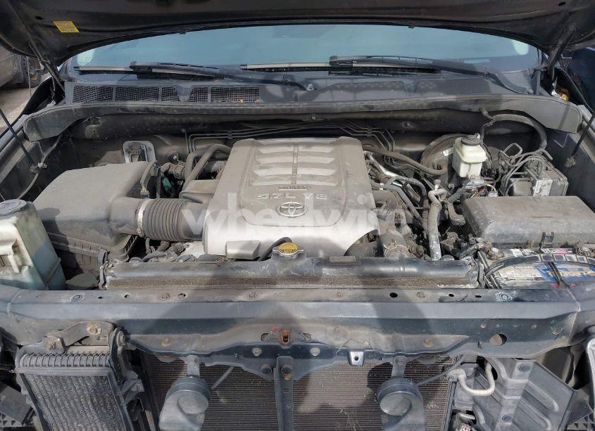 Photo 10 of 2007 Toyota Tundra SR5 V8 (VIN 5TBRV541X7S450201)