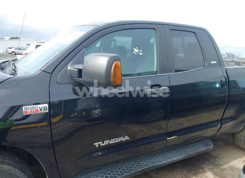 Photo 14 of 2007 Toyota Tundra SR5 V8 (VIN 5TBRV541X7S450201)