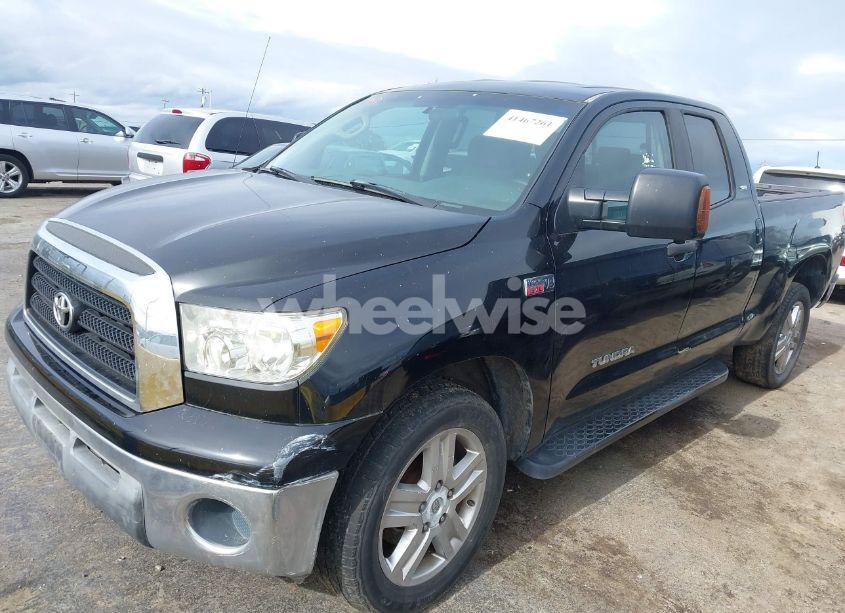 Photo 2 of 2007 Toyota Tundra SR5 V8 (VIN 5TBRV541X7S450201)