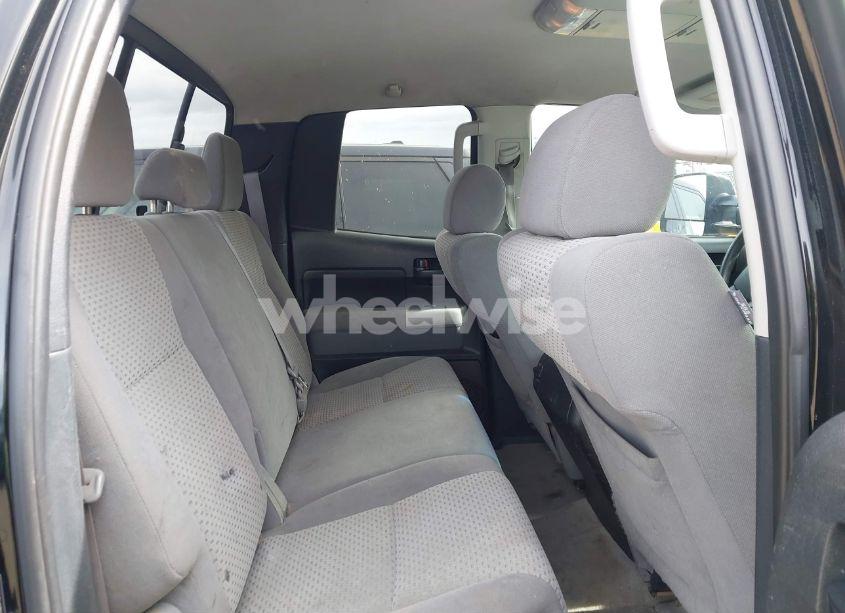 Photo 8 of 2007 Toyota Tundra SR5 V8 (VIN 5TBRV541X7S450201)