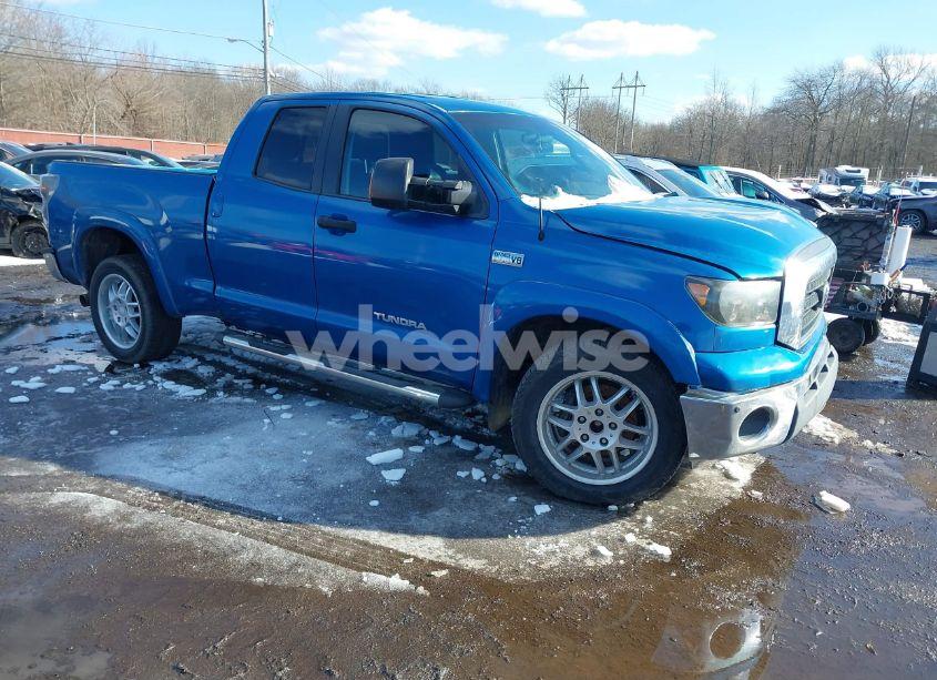 2008 Toyota Tundra SR5 5.7L V8 (VIN 5TBRV541X8S474550) main photo
