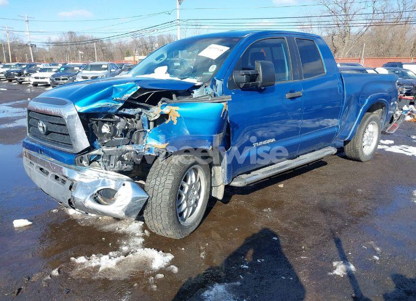 Photo 2 of 2008 Toyota Tundra SR5 5.7L V8 (VIN 5TBRV541X8S474550)