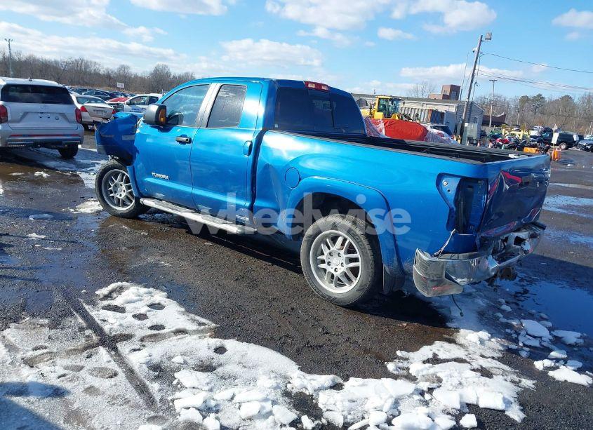 Photo 3 of 2008 Toyota Tundra SR5 5.7L V8 (VIN 5TBRV541X8S474550)