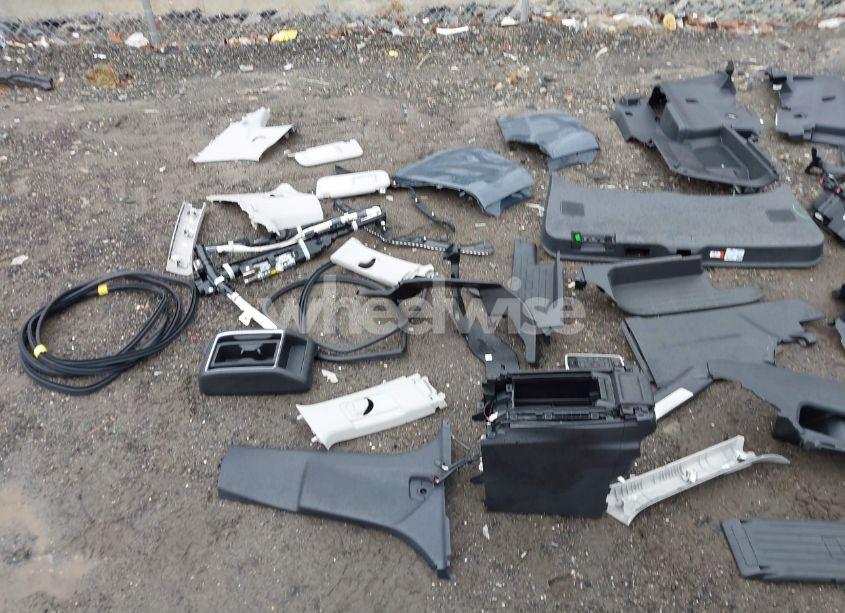 Photo 12 of 2024 Toyota Grand HIGHLANDER LIMITED (VIN 5TDAAAA50RS001385)