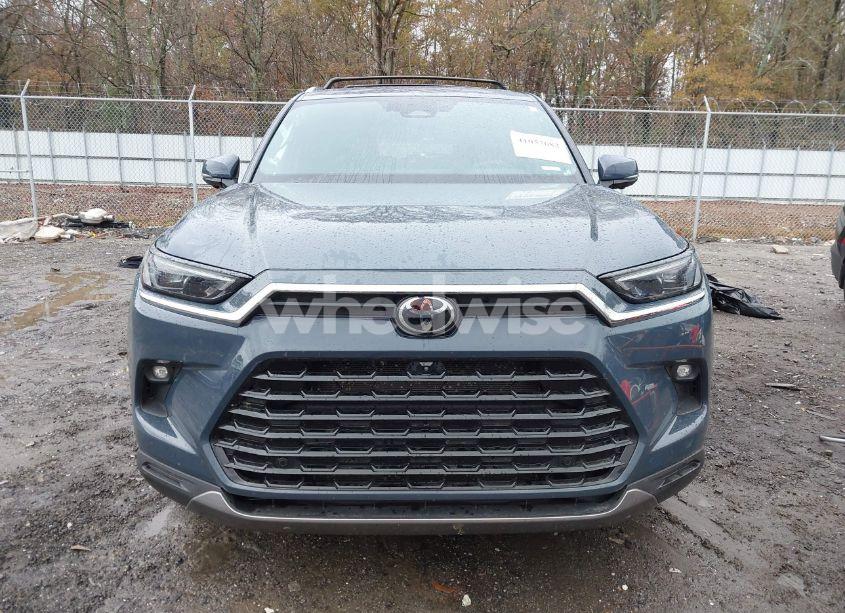 Photo 13 of 2024 Toyota Grand HIGHLANDER LIMITED (VIN 5TDAAAA50RS001385)