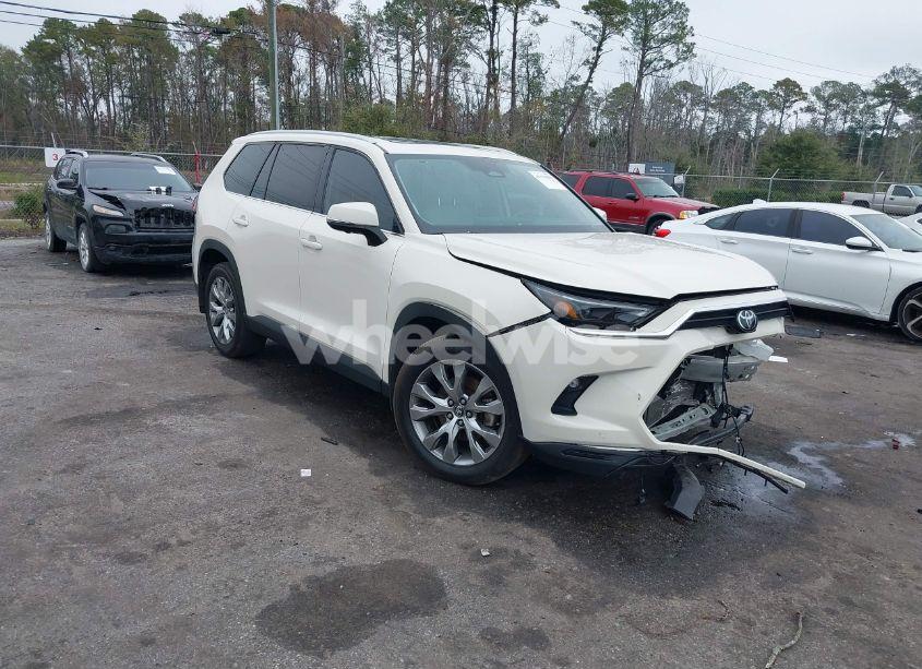 2024 Toyota Grand HIGHLANDER LIMITED (VIN 5TDAAAA50RS012595) main photo