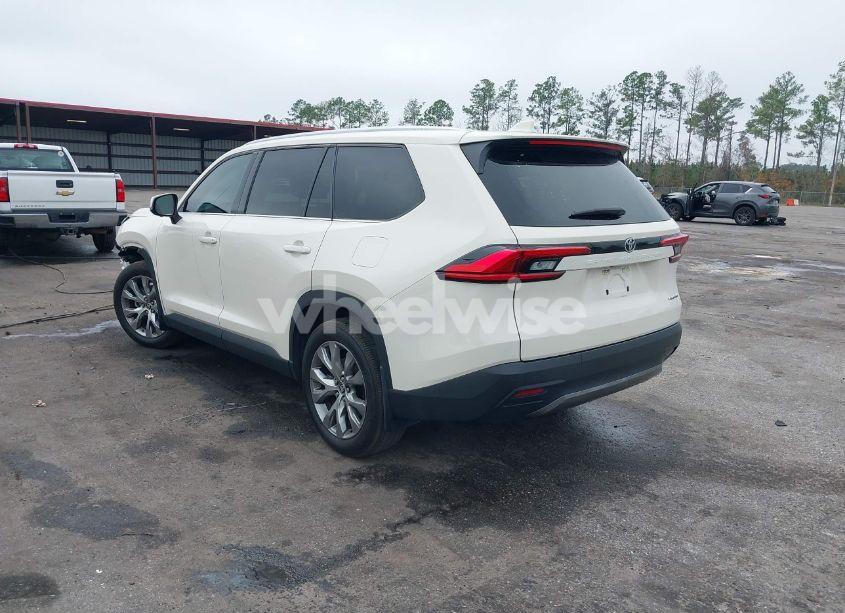 Photo 3 of 2024 Toyota Grand HIGHLANDER LIMITED (VIN 5TDAAAA50RS012595)