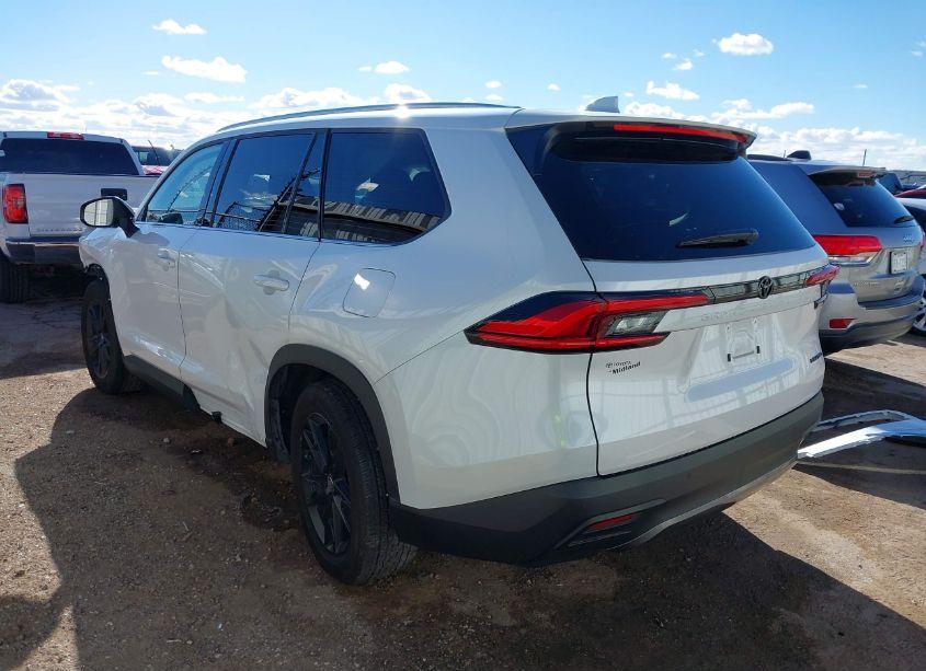 Photo 3 of 2024 Toyota Grand HIGHLANDER LIMITED (VIN 5TDAAAA51RS014842)