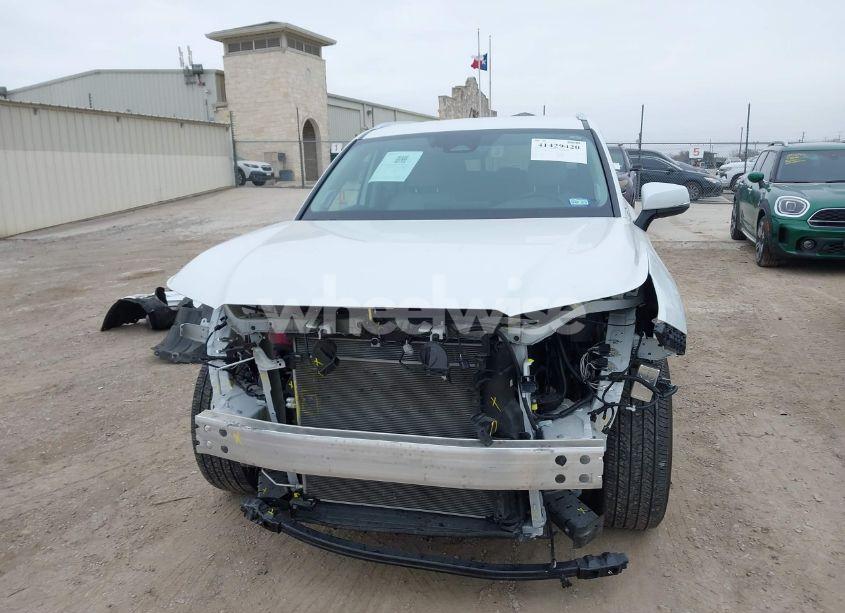 Photo 12 of 2024 Toyota Grand HIGHLANDER LIMITED (VIN 5TDAAAA52RS003283)