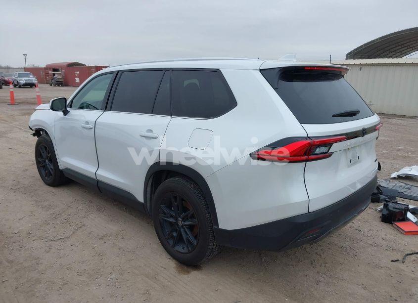 Photo 3 of 2024 Toyota Grand HIGHLANDER LIMITED (VIN 5TDAAAA52RS003283)