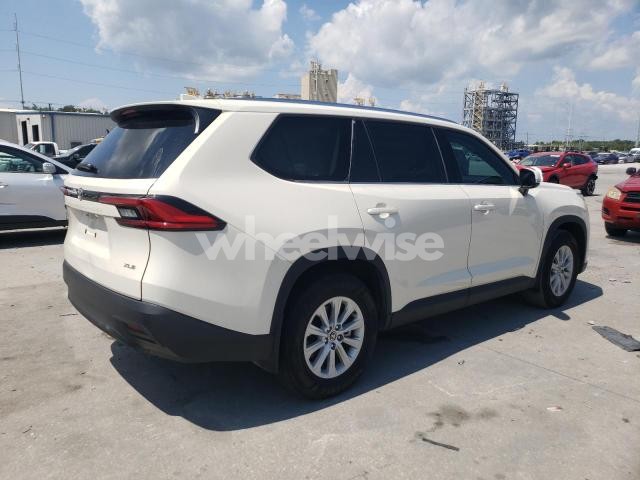 Photo 12 of 2024 TOYOTA GRAND HIGHLANDER XLE (VIN 5TDAAAA52RS009018)