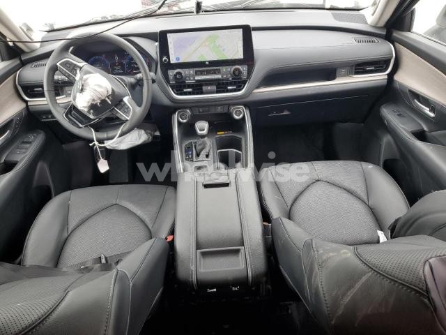 Photo 7 of 2024 TOYOTA GRAND HIGHLANDER XLE (VIN 5TDAAAA53RS013837)