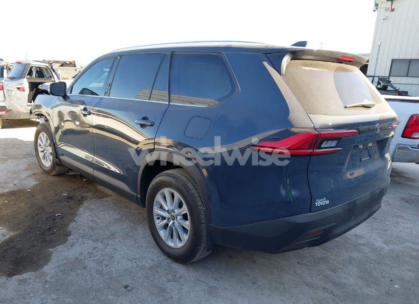Photo 3 of 2024 Toyota Grand HIGHLANDER XLE (VIN 5TDAAAA55RS018845)