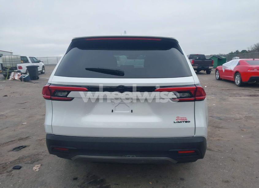 Photo 17 of 2024 Toyota Grand HIGHLANDER LIMITED (VIN 5TDAAAA57RS001044)